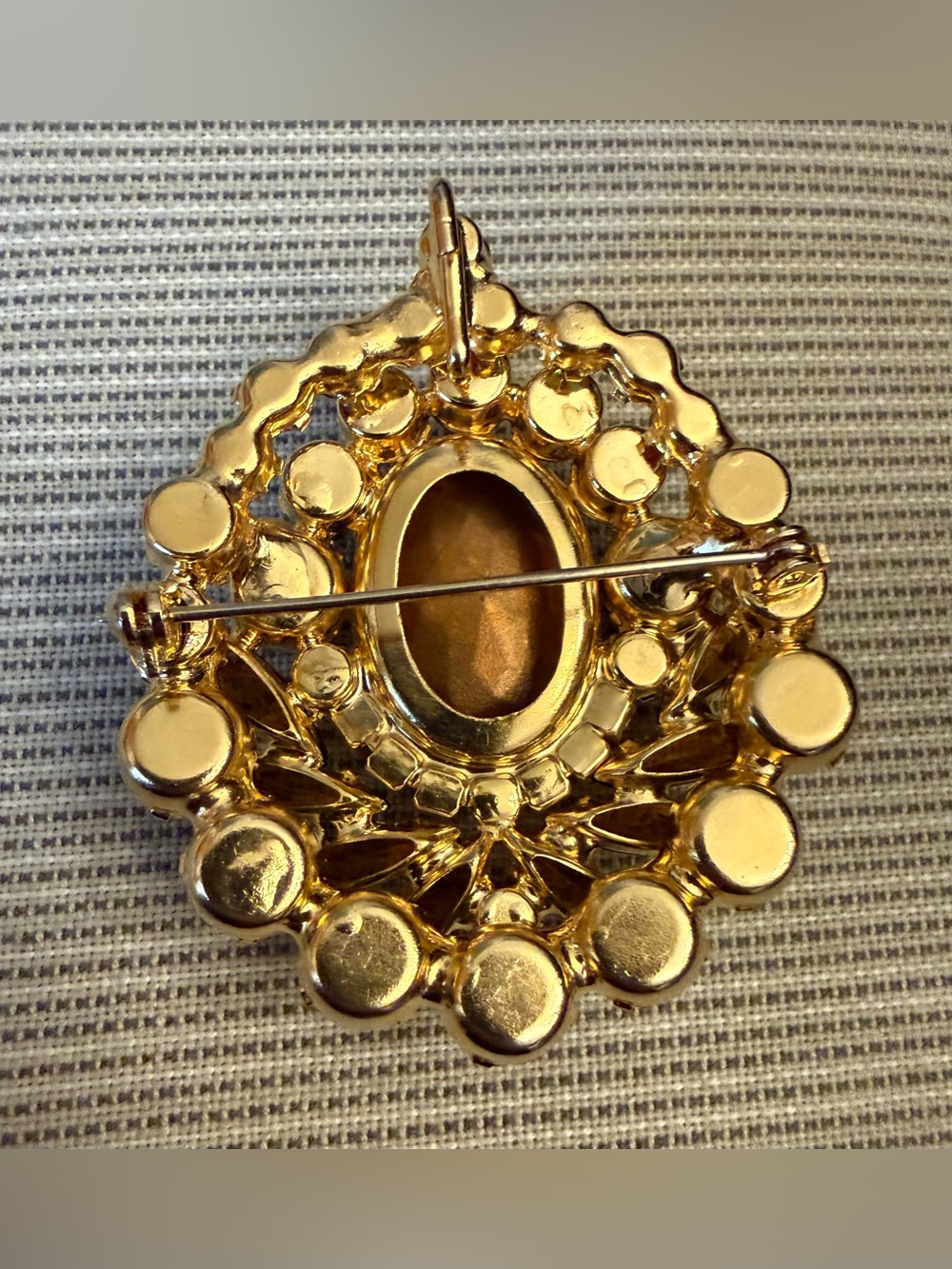 Juliana Heliotrope  Green Topaz Gold tone Rhinestone Brooch Book piece Verified - Picture 3 of 13